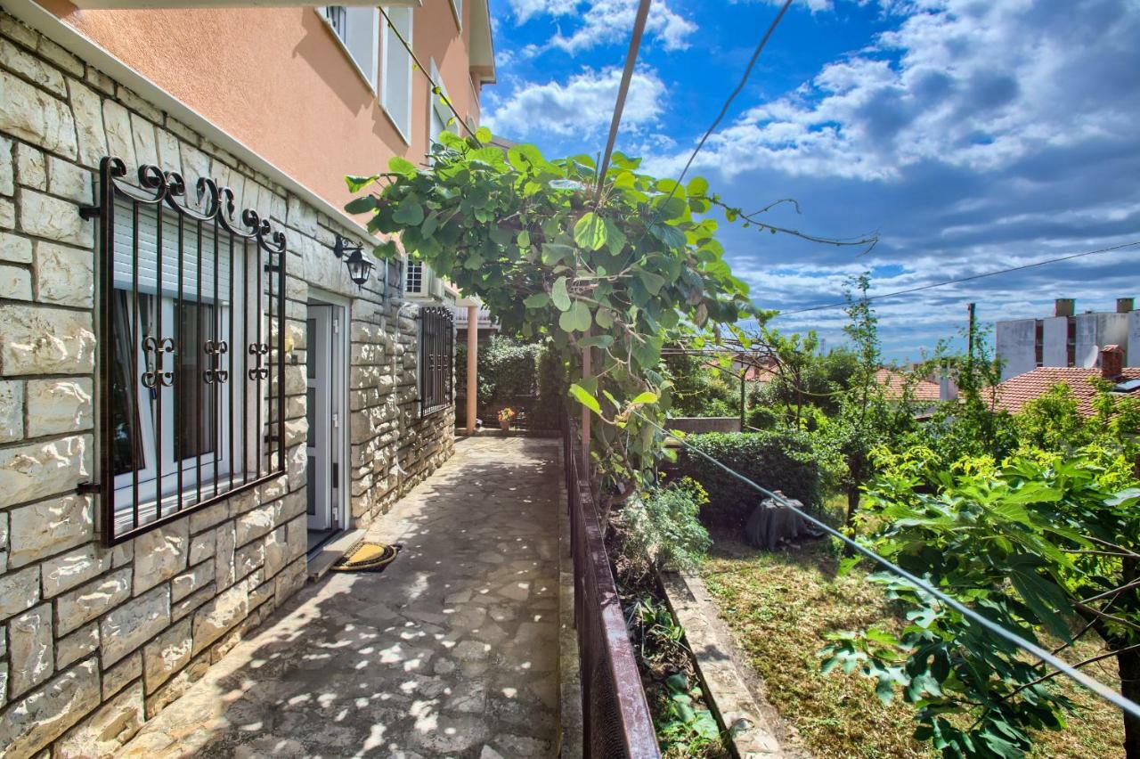 Apartman Paola Πούλα Εξωτερικό φωτογραφία